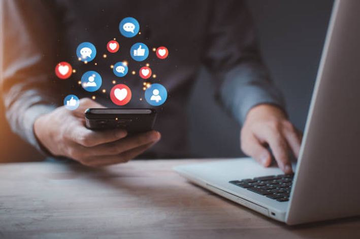 เจาะลึกข้อดีข้อเสียของการ ปั้มไลค์Facebook จาก เว็บปั้มไลค์